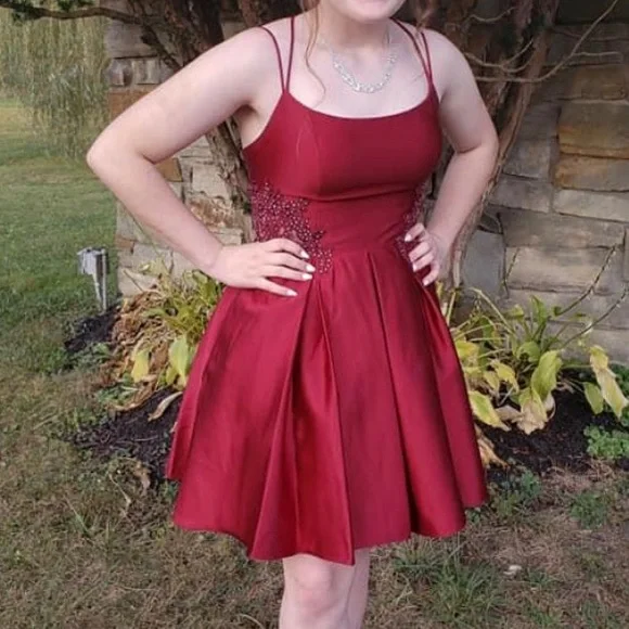 Macy's | Dresses | Macys Blondie Nites Red Homecoming Dress Size 9 With  Pockets And Lace Detailing | Poshmark